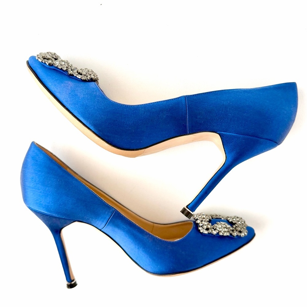 MANOLO BLAHNIK | Hangisi 105 Blue Satin Crystal Jewel Buckle Pumps EU 37 - Picture 5 of 14